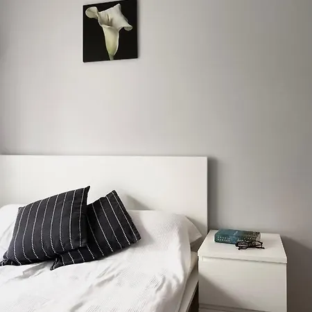 Ewa Apartment *